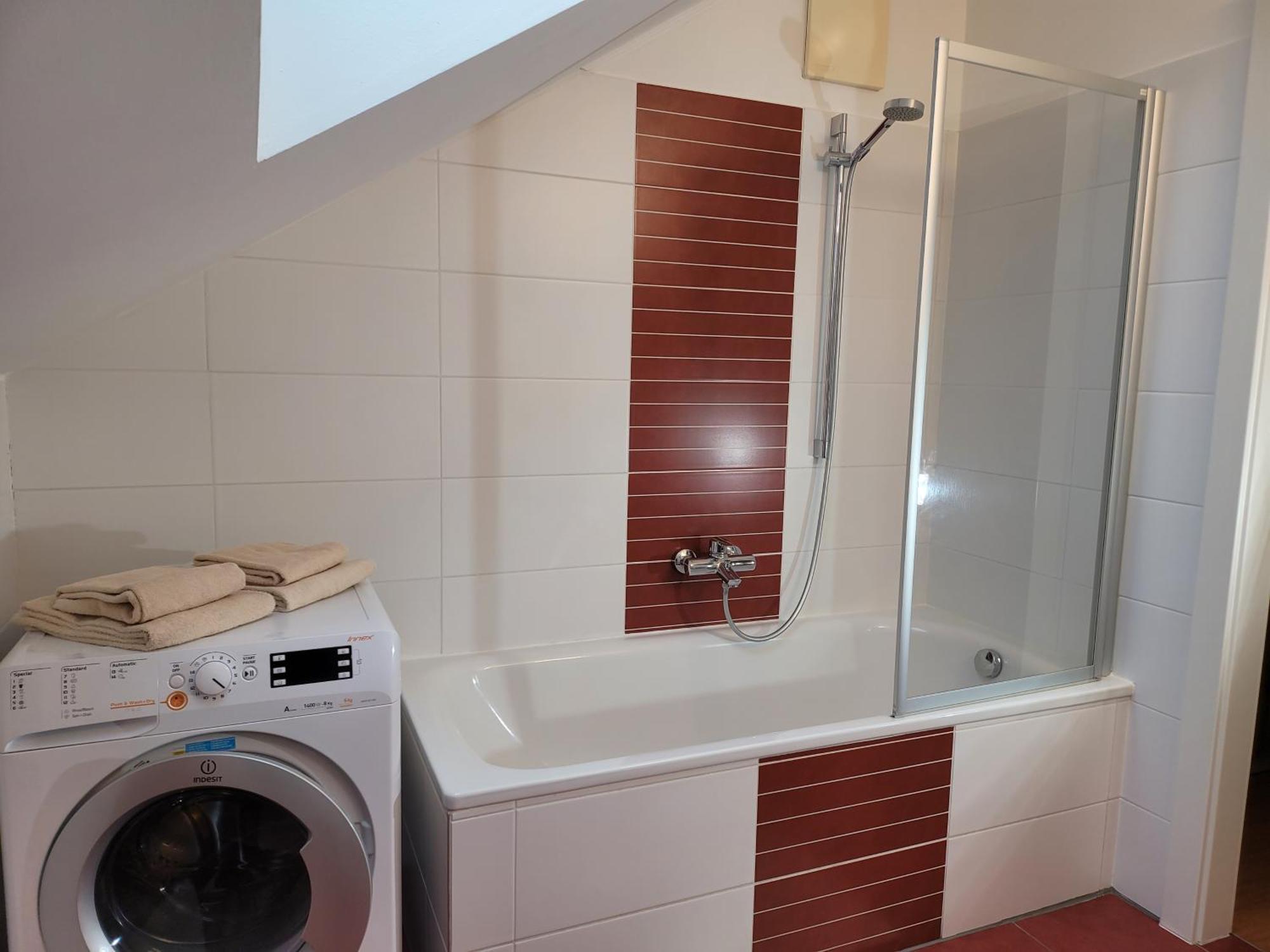 Apartmenthausmannstaetten Hausmannstatten 외부 사진
